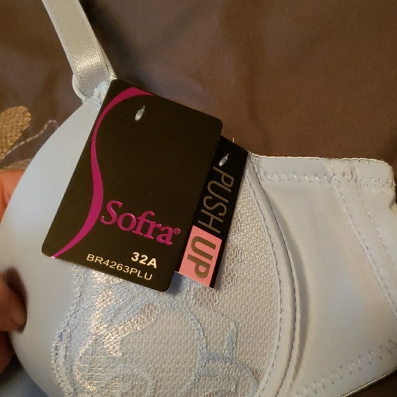 Bra - Picture 2 of 3